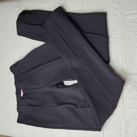 Lilly Pulitzer Raised Seam Travel Pants, black, size small - Picture 2 of 9